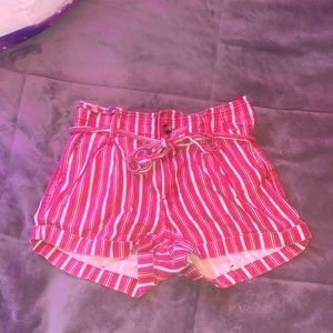 American eagle waist tie red and white striped shorts. Size 2, worn twice!